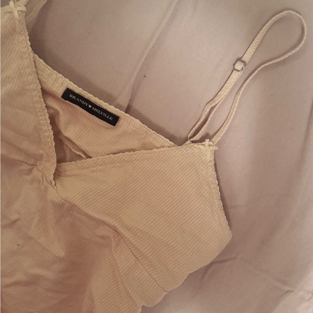 Brandy Melville Edith Tank w Pink and White Pinstripes 🎀